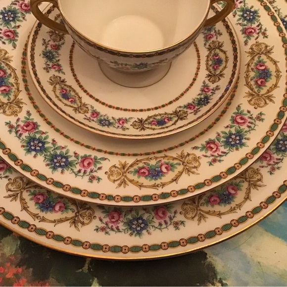 LIMOGES Guerrin Pouyat Dinnerware 6 formal pl settings+3 A1 Gold Very Brilliant - Picture 11 of 16